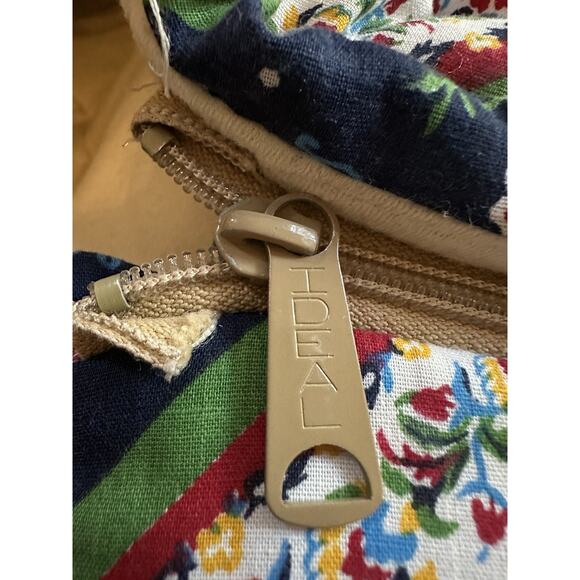 Vintage Heritage Quilt Snug Sack Wearable Sleeping Bag Lounge Blanket 28” X 72” - Picture 5 of 6